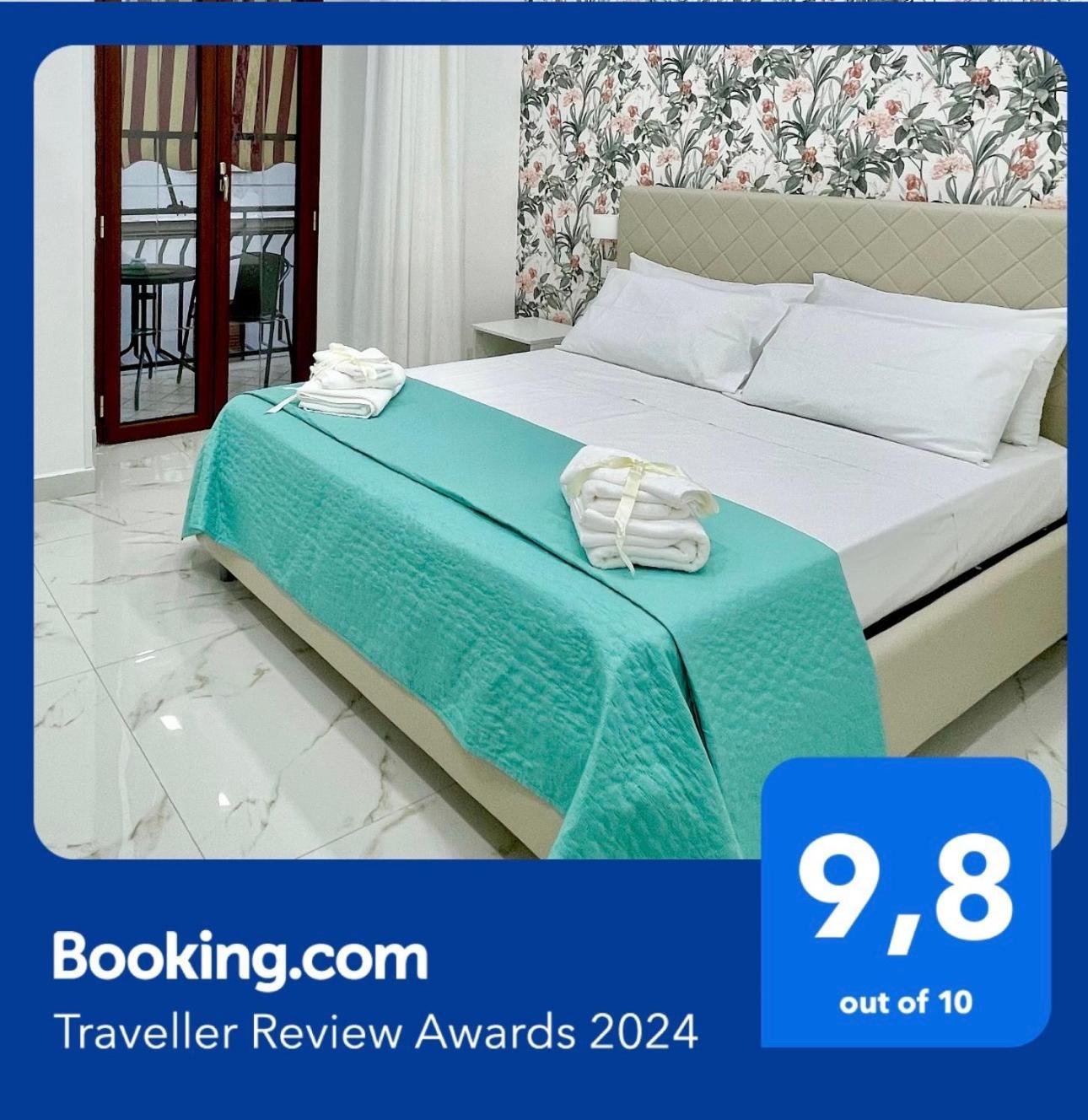 Virgy House Bed & Breakfast เนเปิลส์ ภายนอก รูปภาพ